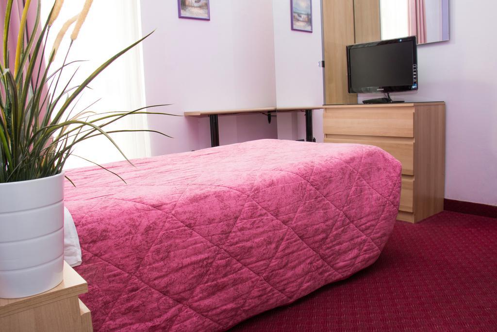 Hotel Giannina 폴림포폴리 외부 사진